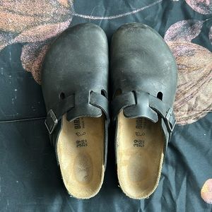 Birkenstock Boston Women’s 39/8.5 Black Oiled Leather Clogs